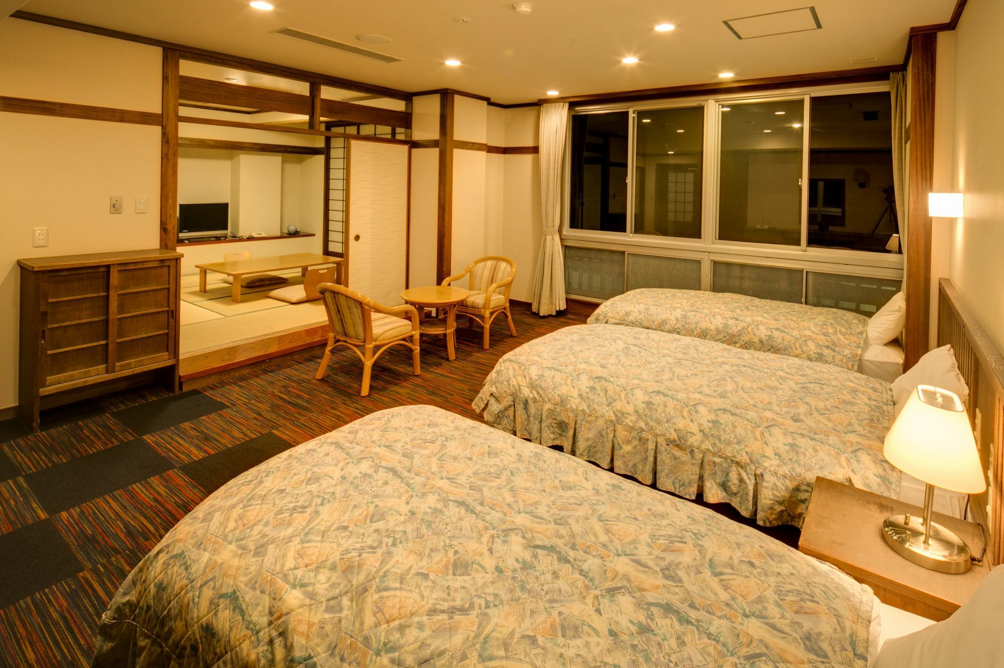 Yugawara-Onsen Manyoso Hotel Buitenkant foto