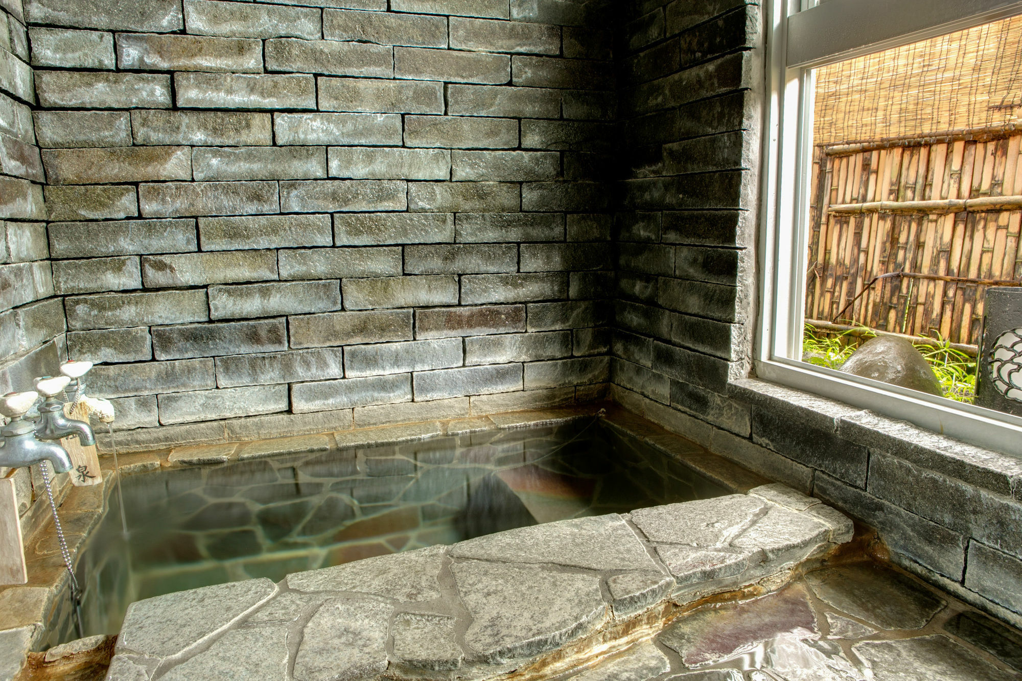 Yugawara-Onsen Manyoso Hotel Buitenkant foto