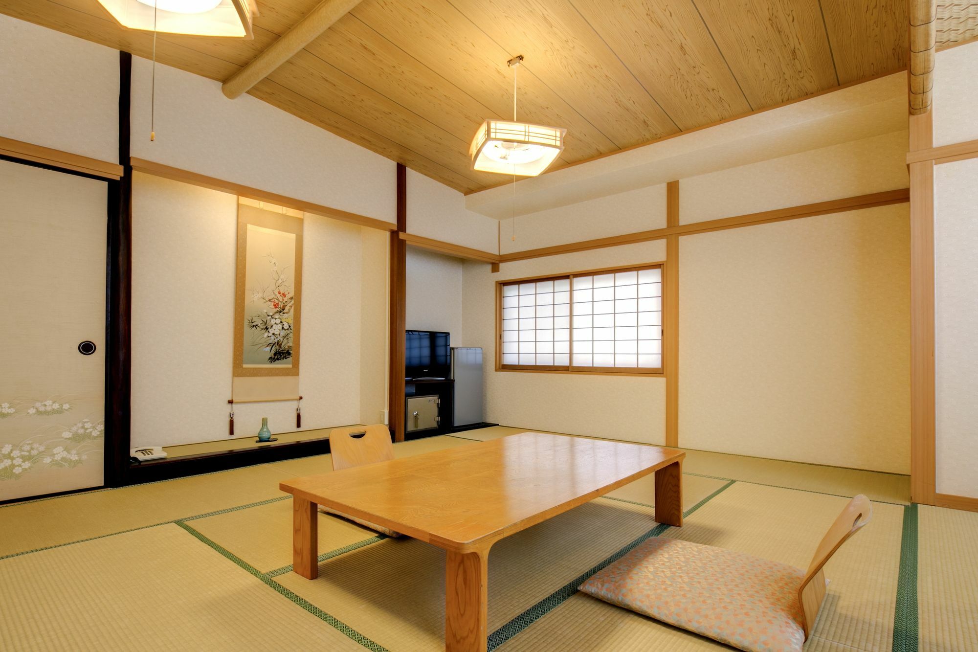 Yugawara-Onsen Manyoso Hotel Buitenkant foto